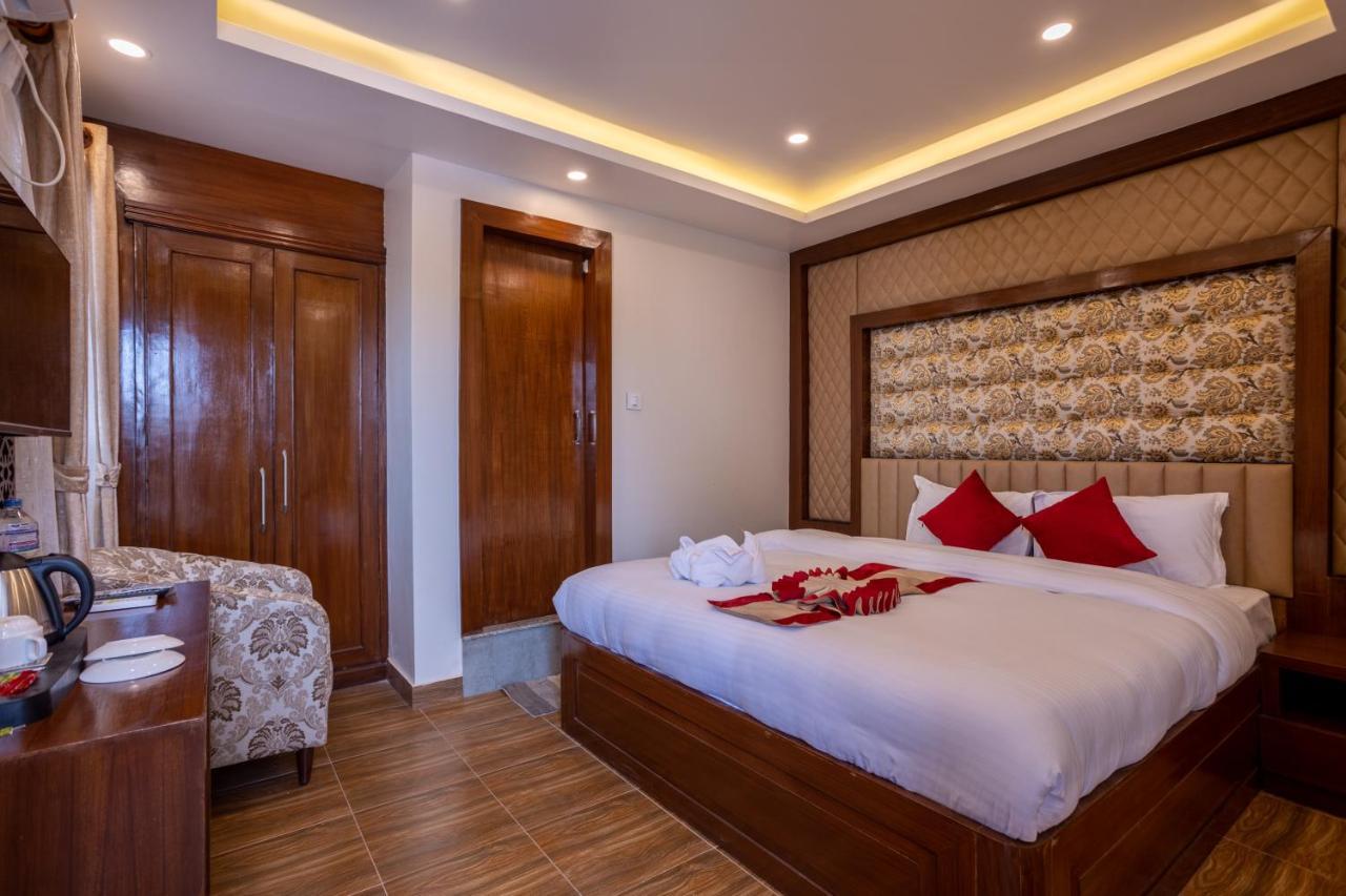 Airport Himalaya Boutique Hotel 카트만두 외부 사진