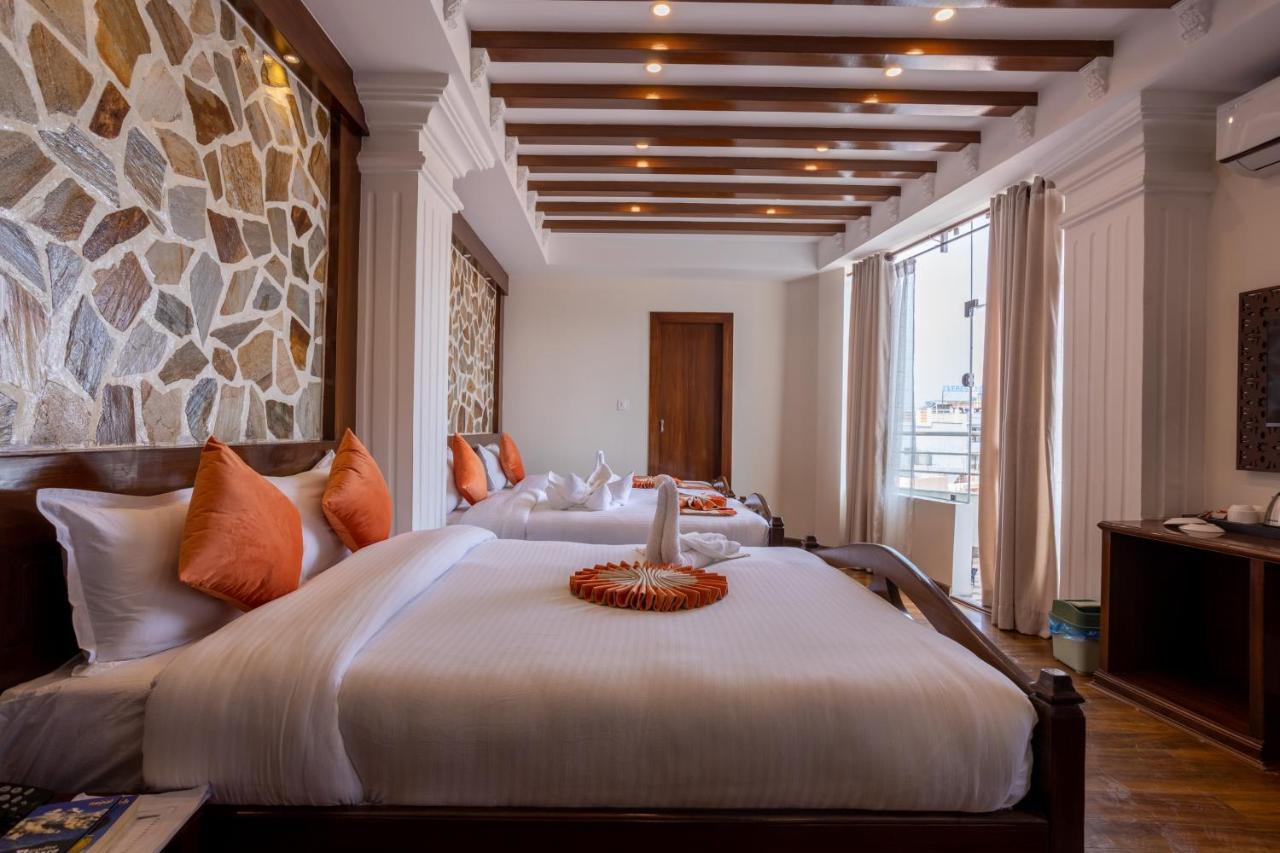 Airport Himalaya Boutique Hotel 카트만두 외부 사진