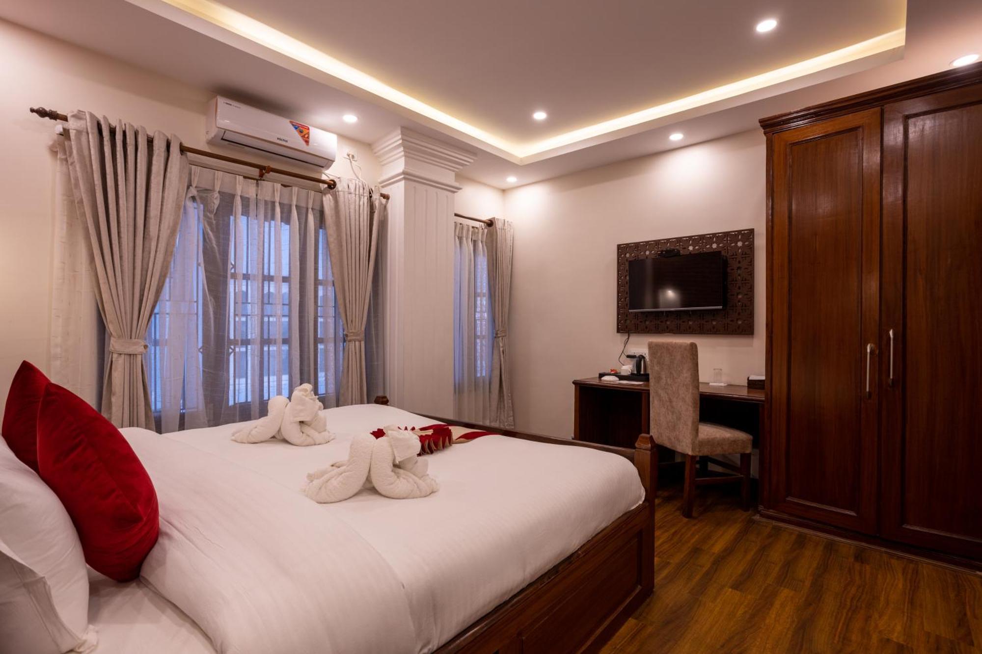 Airport Himalaya Boutique Hotel 카트만두 외부 사진