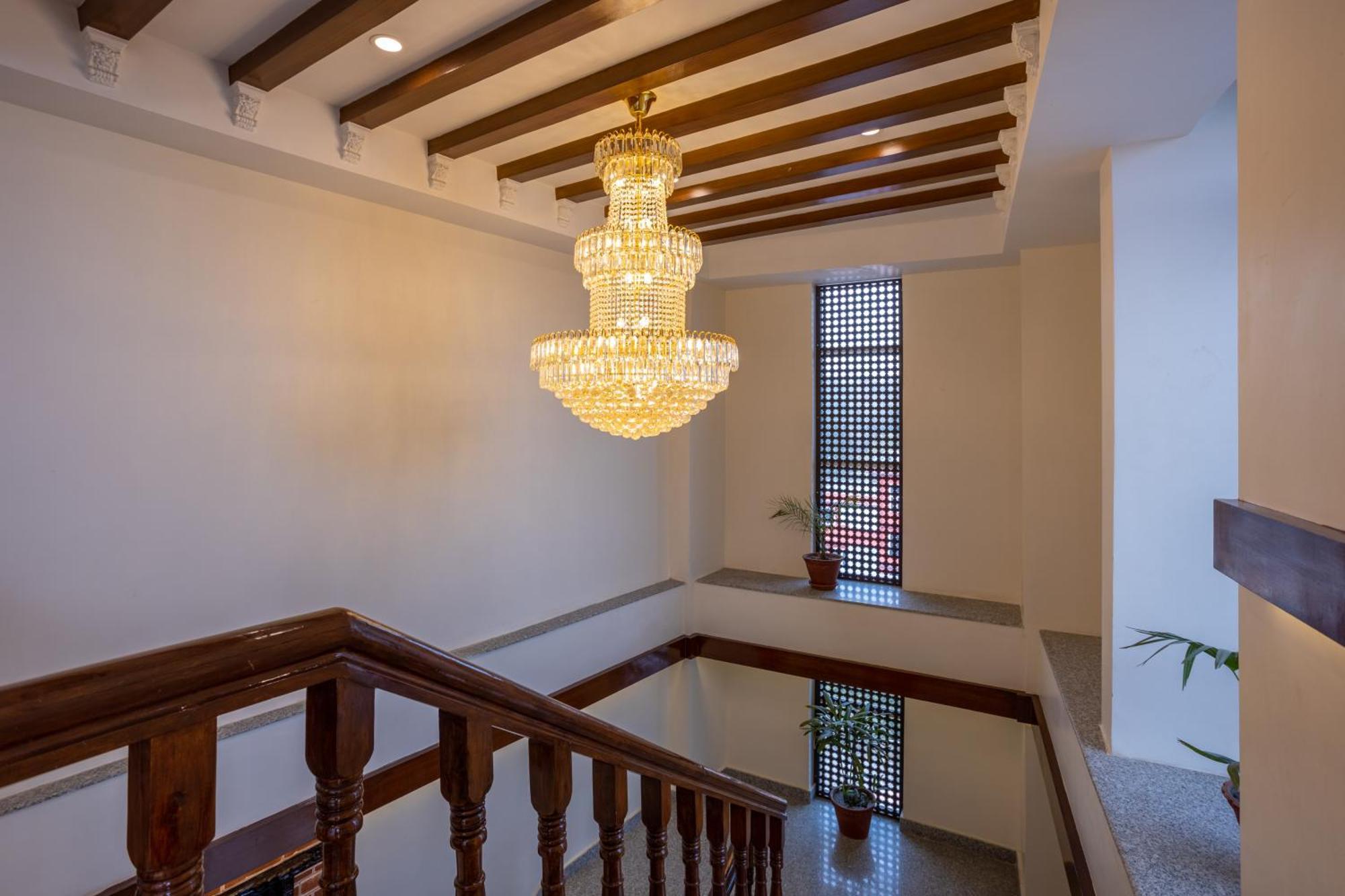 Airport Himalaya Boutique Hotel 카트만두 외부 사진