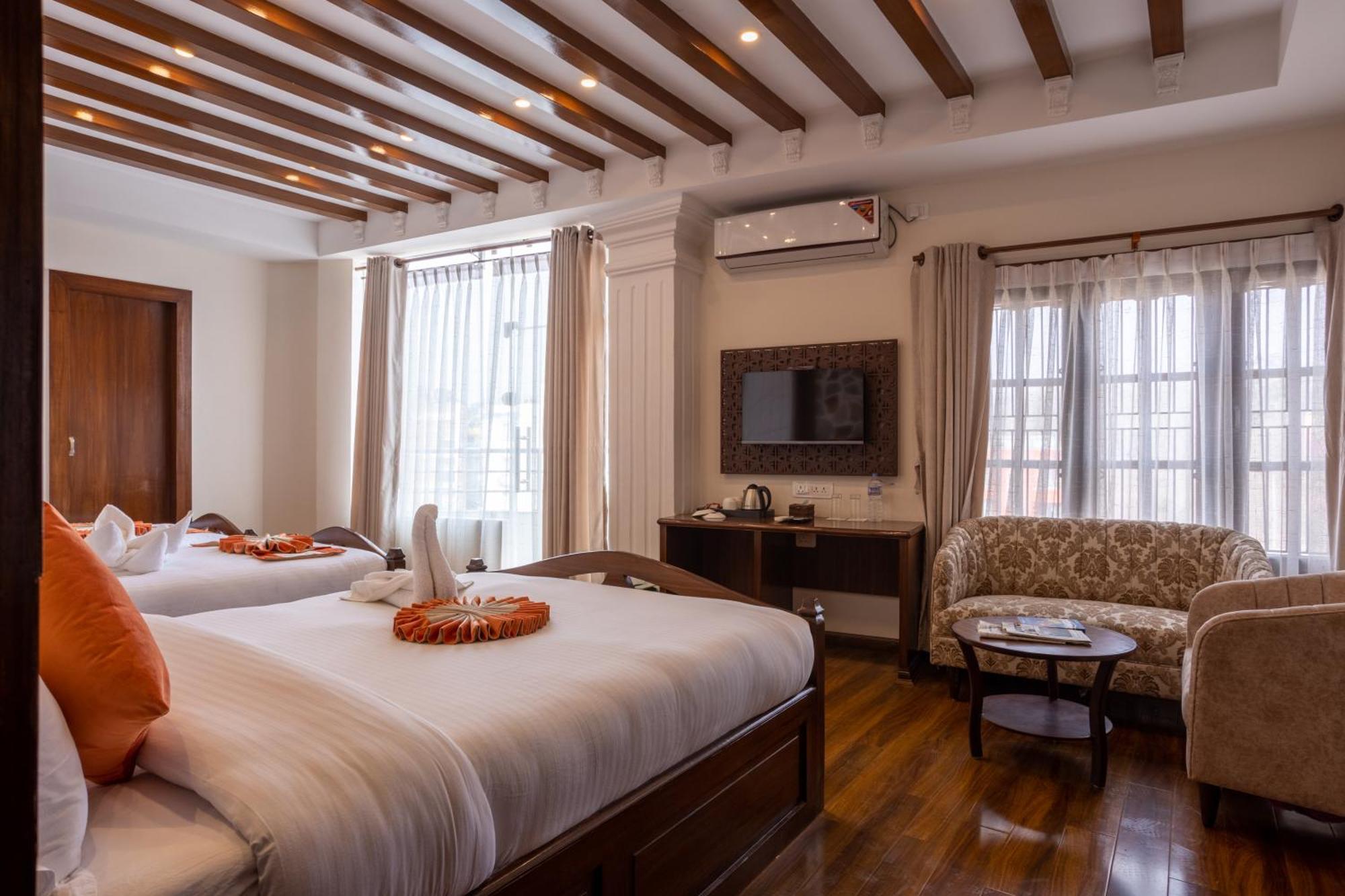 Airport Himalaya Boutique Hotel 카트만두 외부 사진