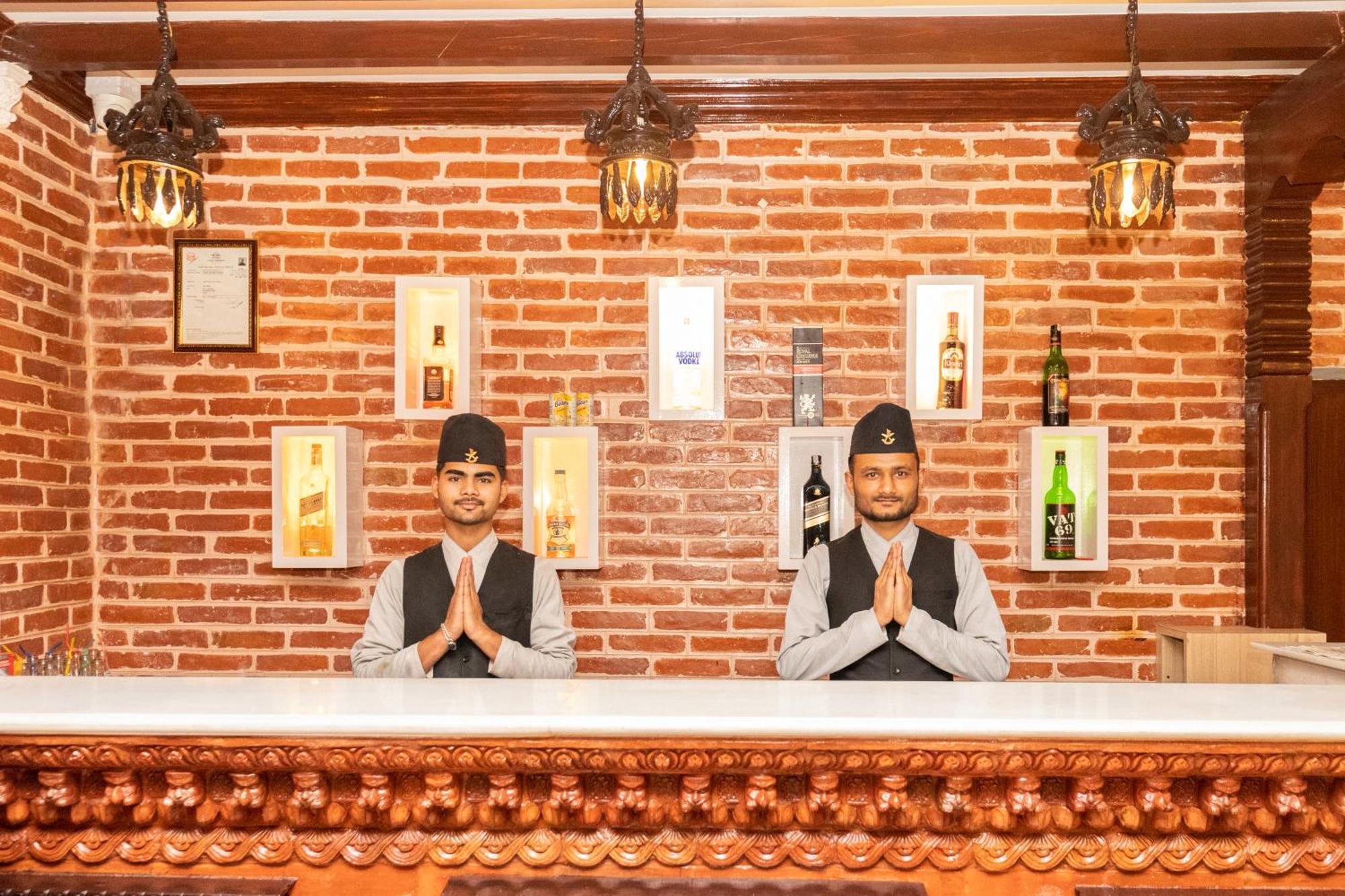 Airport Himalaya Boutique Hotel 카트만두 외부 사진