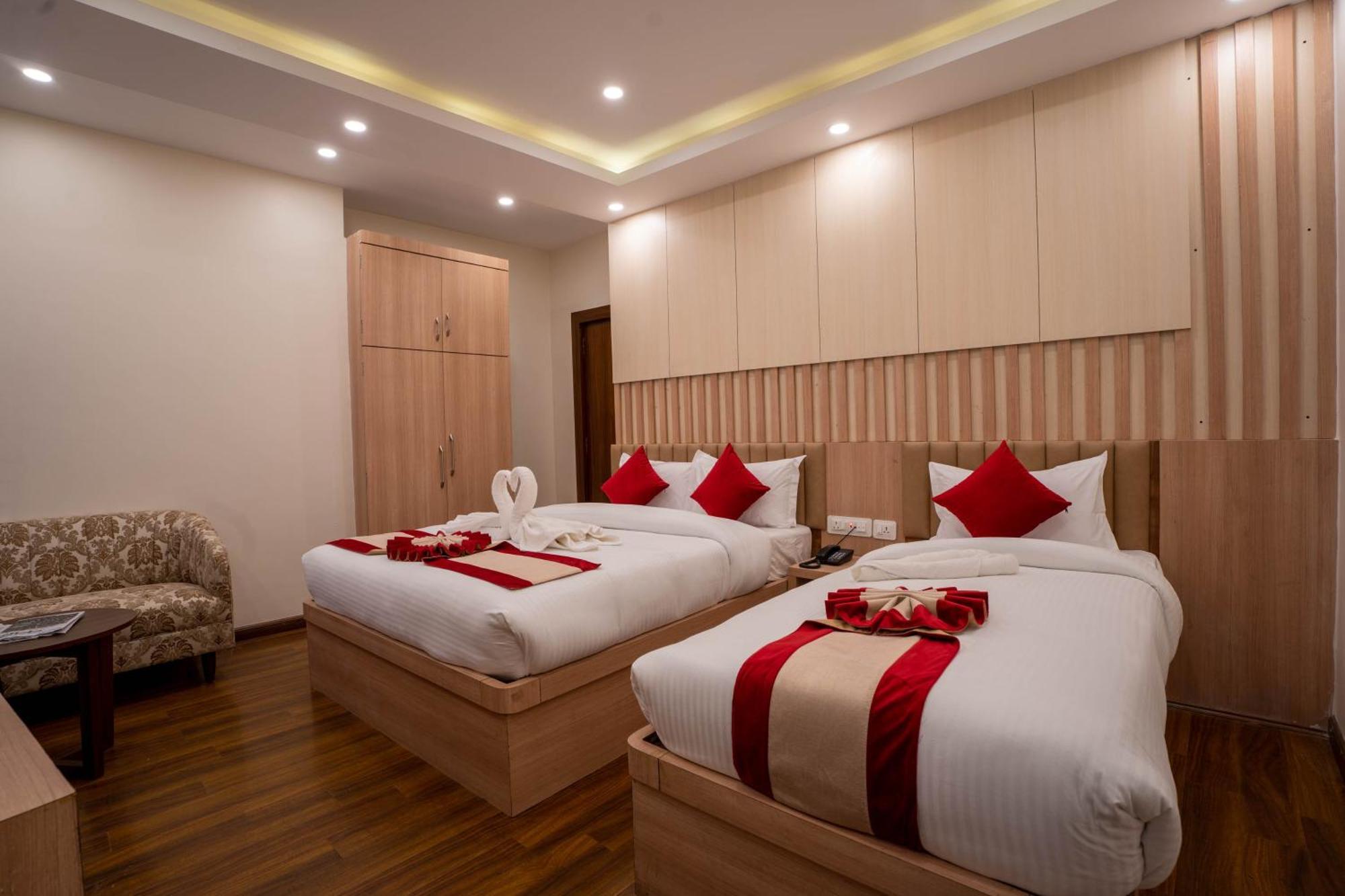 Airport Himalaya Boutique Hotel 카트만두 외부 사진